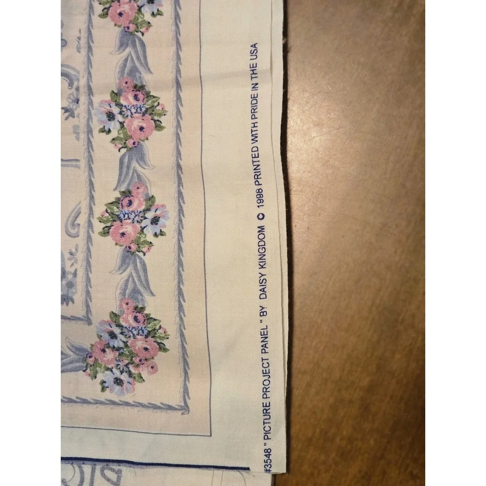 Vtg Daisy Kingdom Fabric #3548 Picture Project Panel 1996 USA Floral Blue 34x45